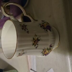 Royal Windsor Fine Bone China Tea cup